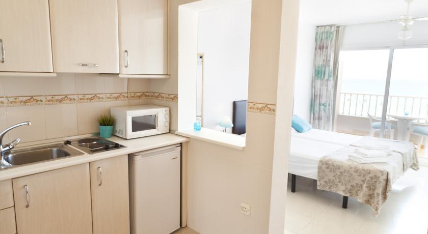 Apartamentos Carolina Torremolinos Kamer foto
